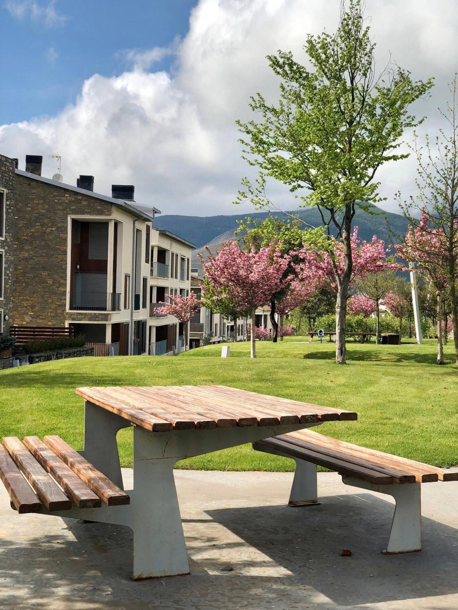 Coqueto Apto Con Vistas En Las Margas Golf N001 Sabiñánigo Zewnętrze zdjęcie